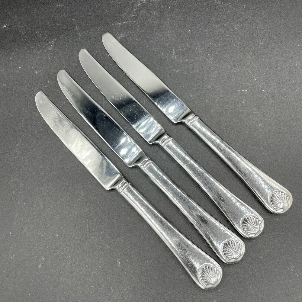 Reed & Barton Bayview Shell Stainless‎ Set of 4 Dinner knives